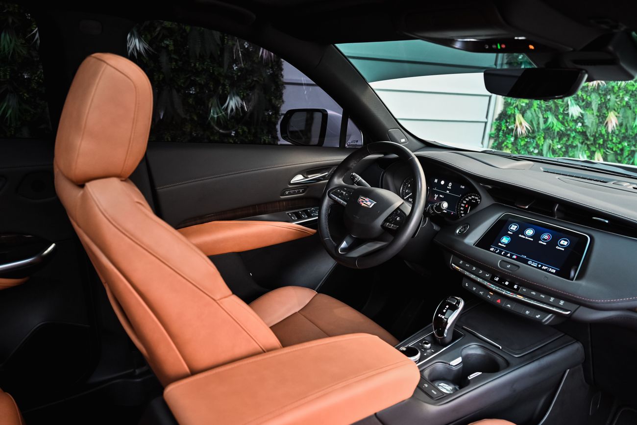 كاديلاك XT4 Premium Luxury | 3,425 P.M  | 0% Downpayment | Agency Warranty & Service