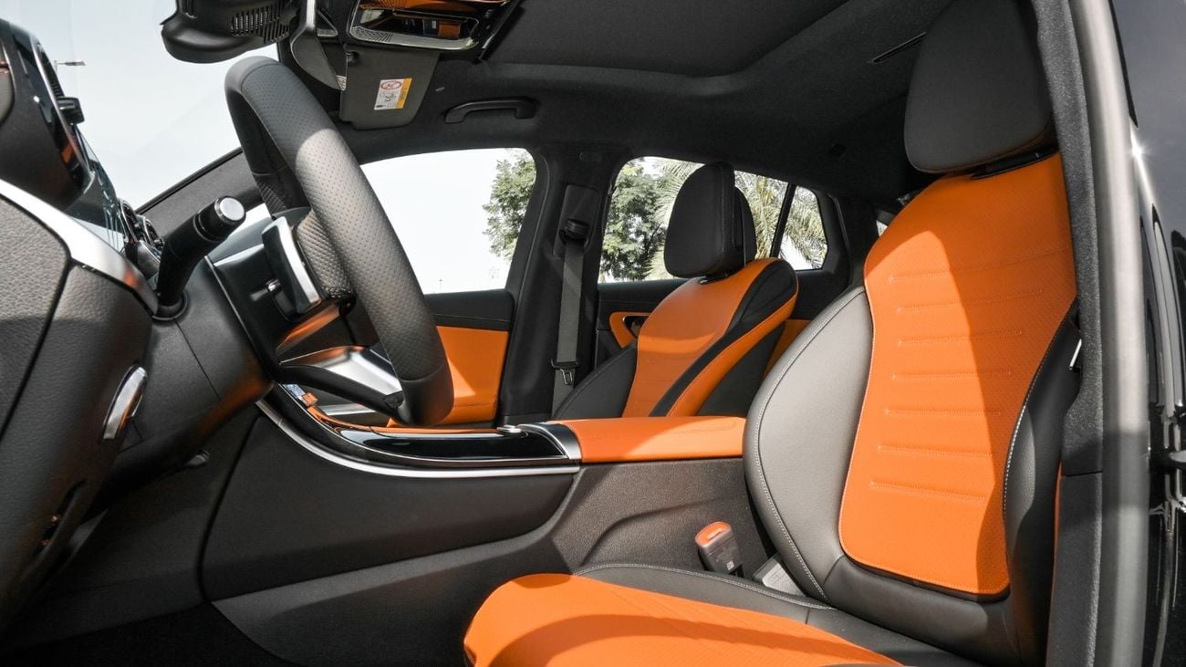 مرسيدس بنز GLC 200 Mercedes GLC 200 Coupe | 360 Degree Cameras | 4Matic | 2024