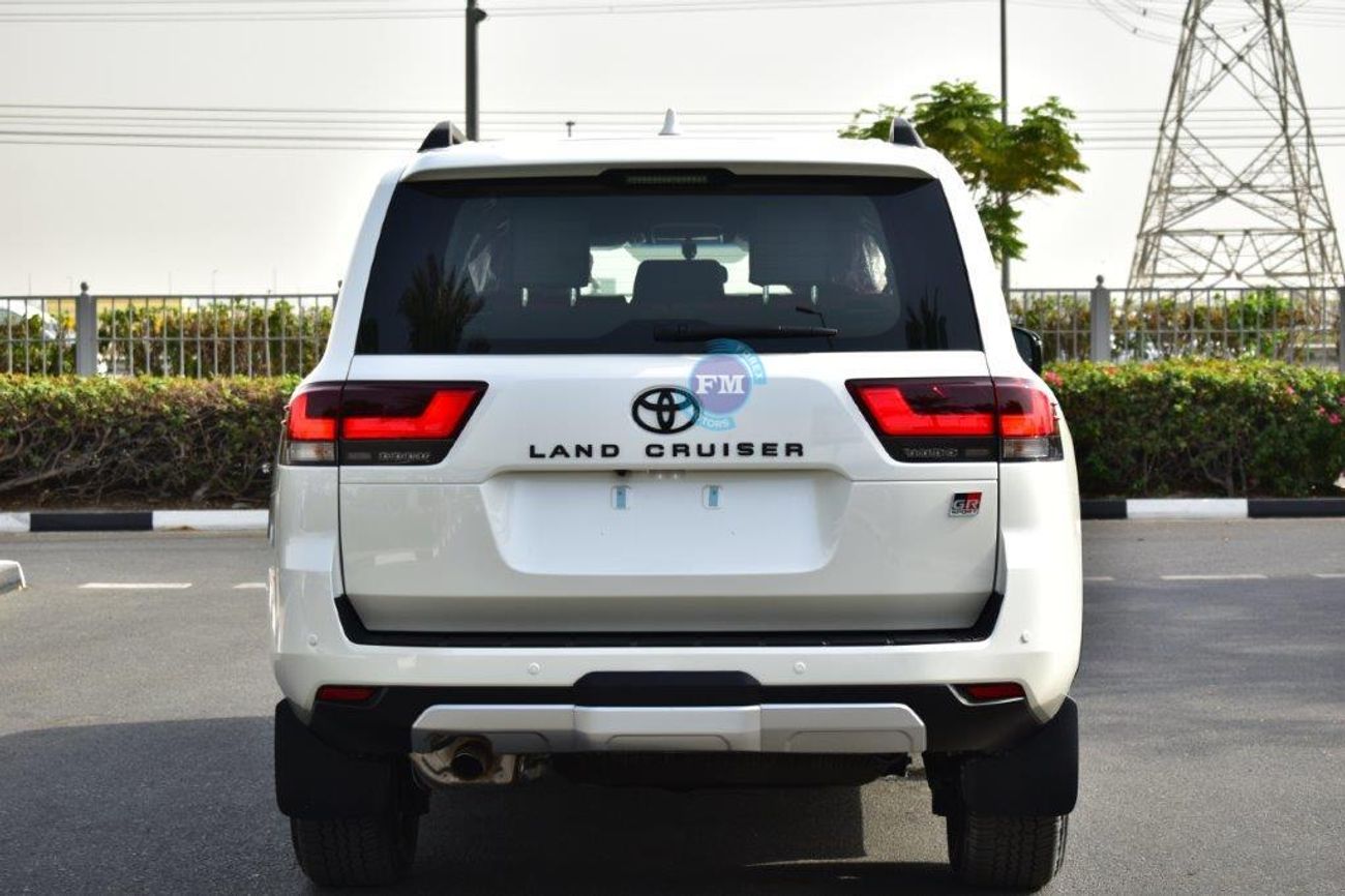 تويوتا لاند كروزر 300 GR Sport V6 4.0L Petrol Automatic
