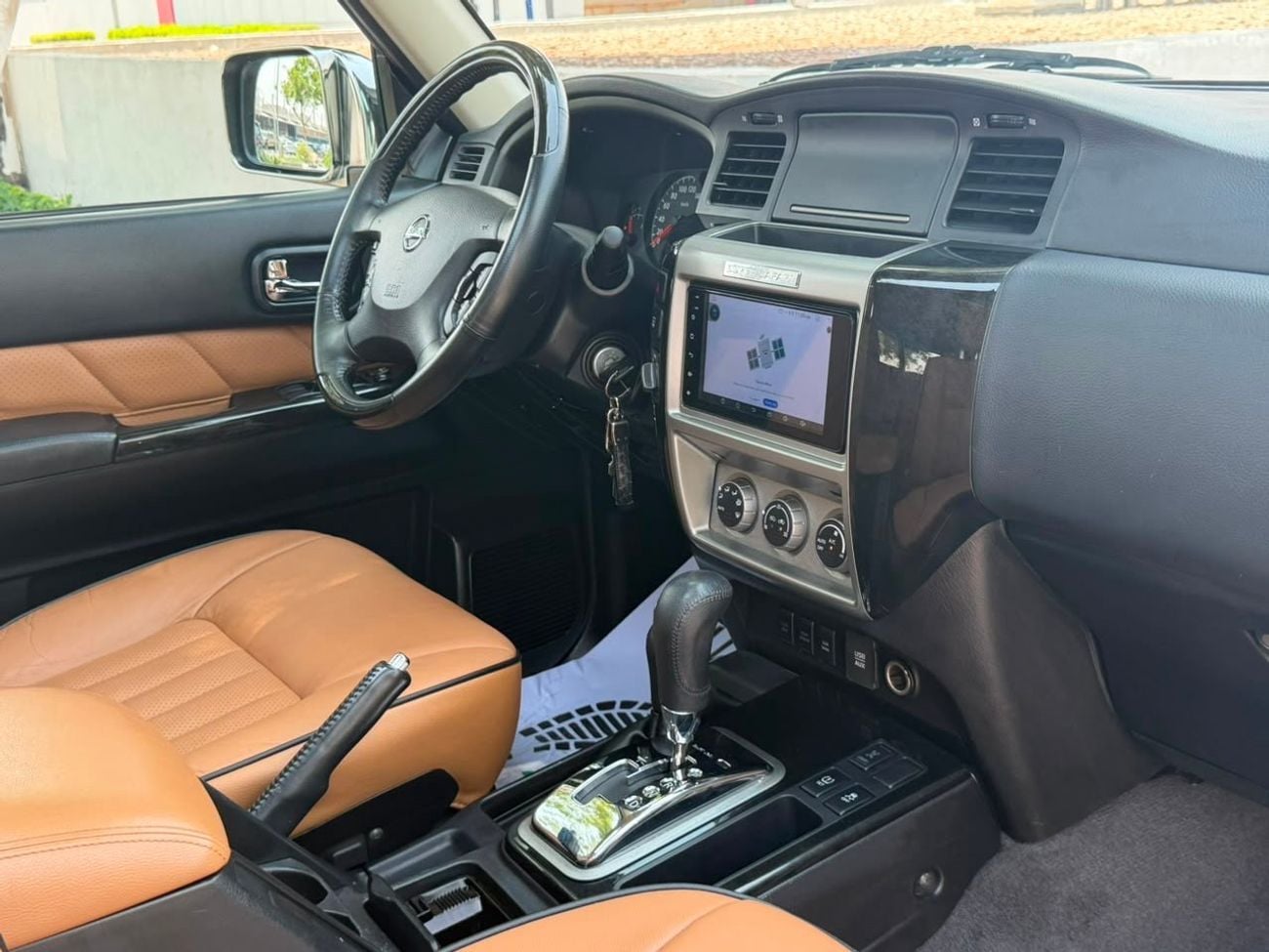 Nissan Patrol HT SAFARI