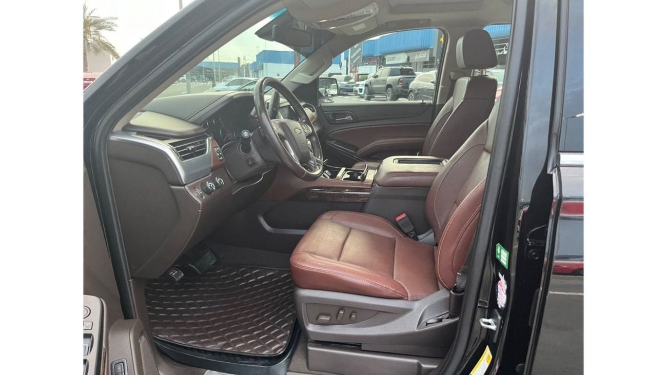 Chevrolet Suburban Premier