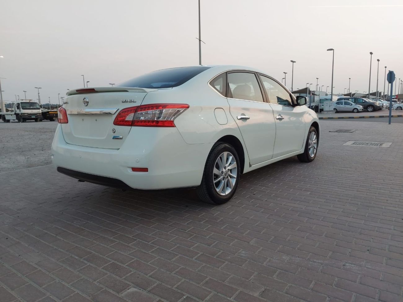 نيسان سنترا SL 1.8L