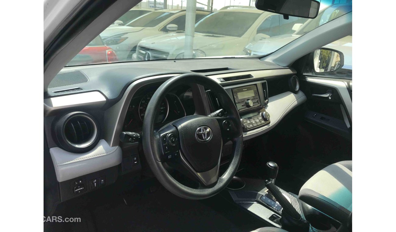 Toyota RAV4 بيع او مبادله