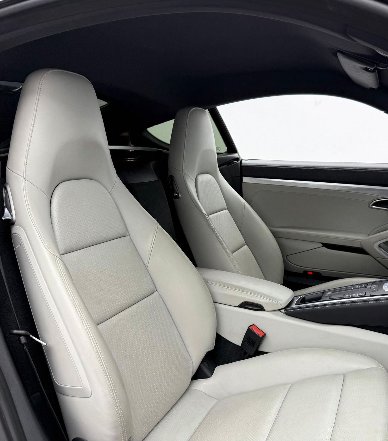 بورش كايمان 718 2021 Porsche 718 Cayman,Dec/2026 Agency Warranty+Service Contract,Agency Full Service History, GCC