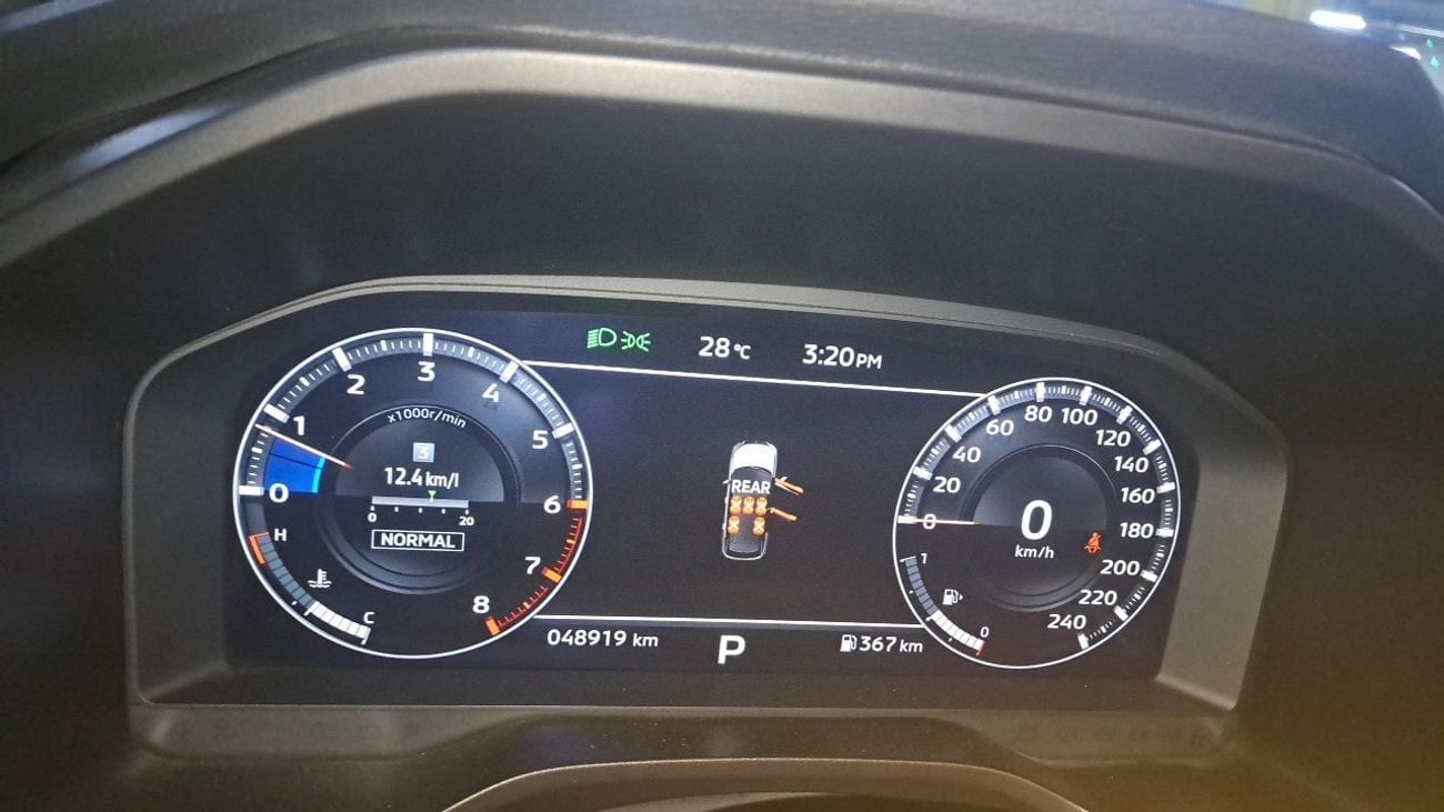 ميتسوبيشي آوتلاندر H/L SYNTHETIC LEATHER SEATS WITH SUNROOF 2.5 | بدون دفعة مقدمة | اختبار القيادة في المنزل