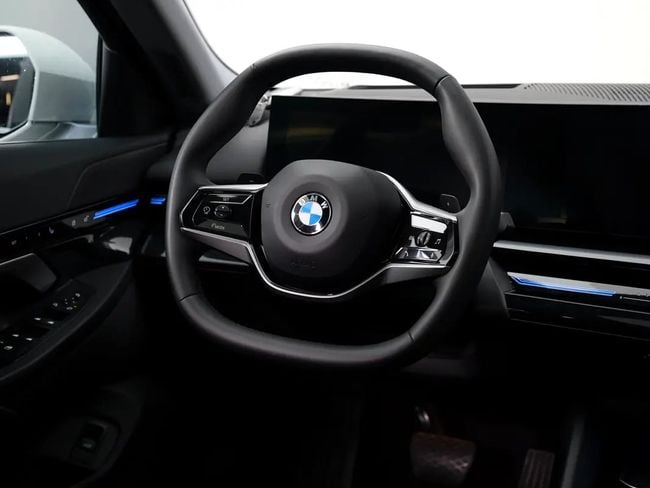 BMW 5 Series EXECUTIVE, миниатюра 27