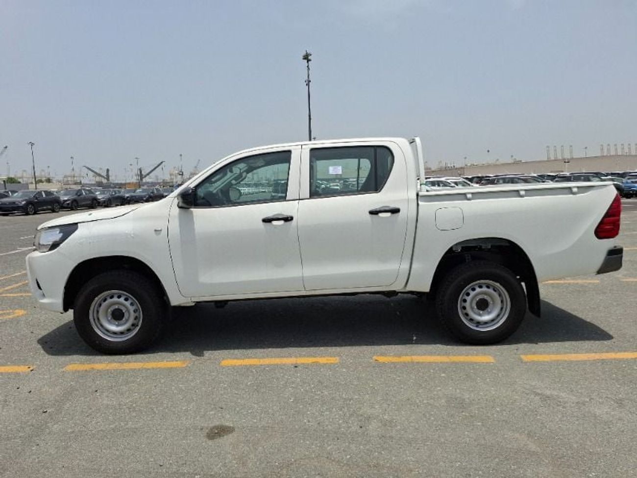 Toyota Hilux Toyota Hilux Double Cab Narrow Body Manual 2.4L Diesel