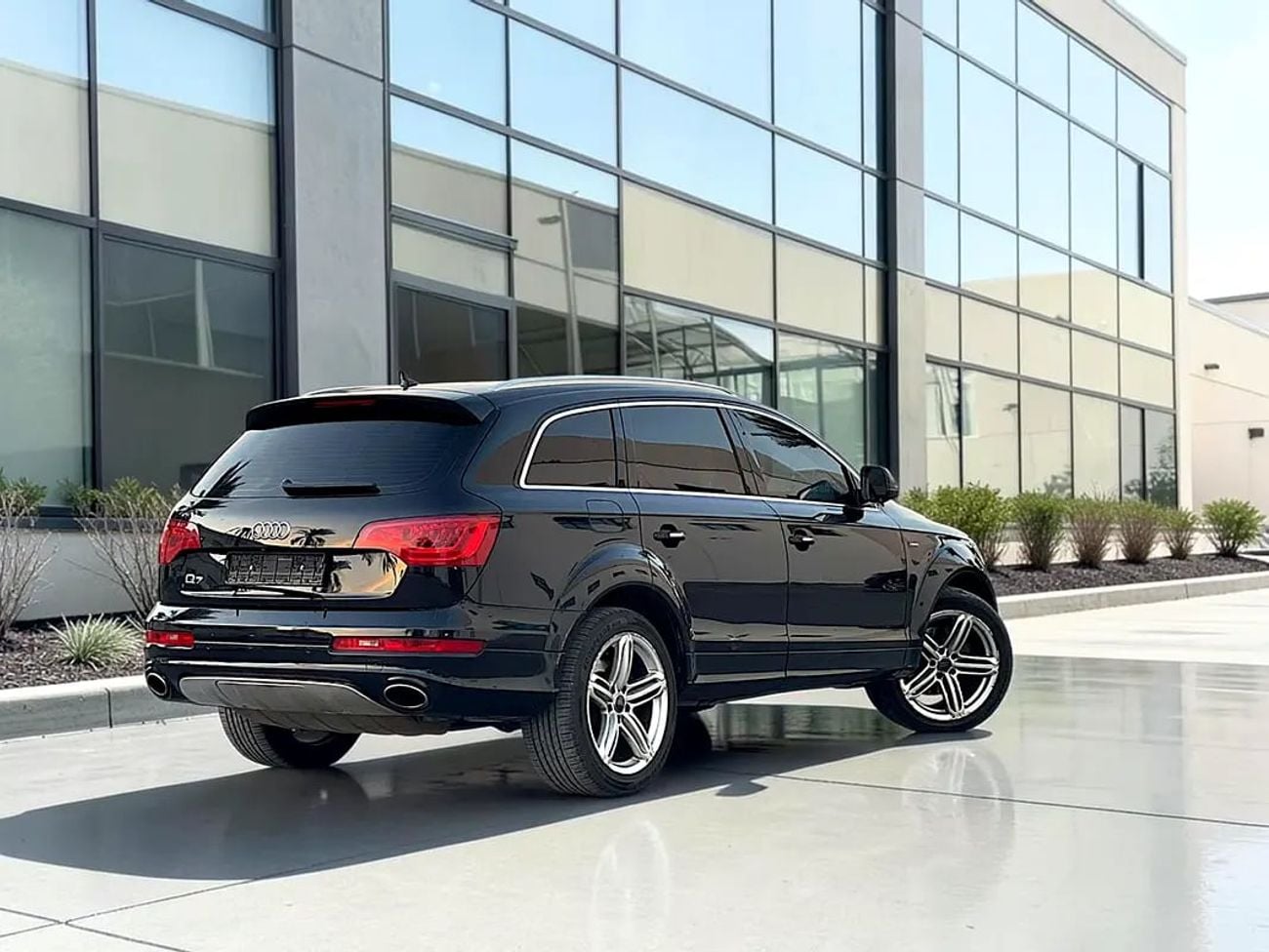 Audi Q7 3.0 TFSI Quattro Tiptronic - GCC Specs