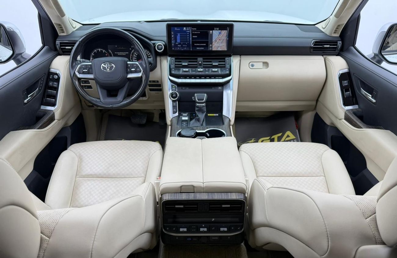 تويوتا لاند كروزر 2024 Toyota Land Cruiser VXR, Feb/2027 Toyota Warranty, Feb/2028 Toyota Service Contract, FSH, GCC