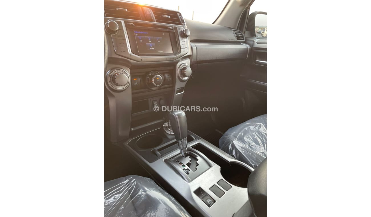 Toyota 4Runner 2019 Toyota 4Runner SR5 Premium 4x4 - 4.0l v6 / Export Only