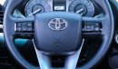 Toyota Hilux SR5, 2.7ltr, petrol,4/2,Manual Transmission, power window, center lock, Big led display,