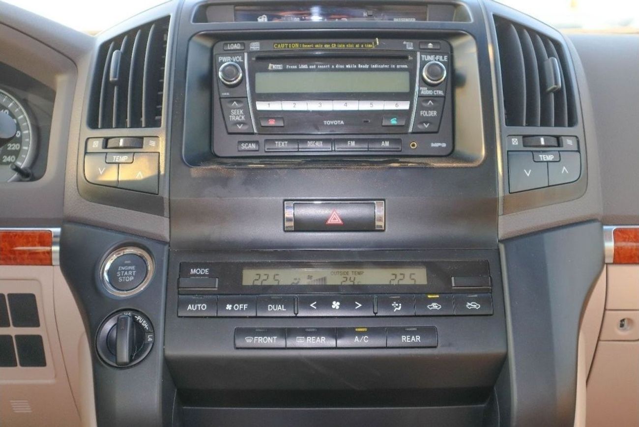 Toyota Land Cruiser GXR