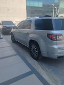 GMC Acadia DENALI