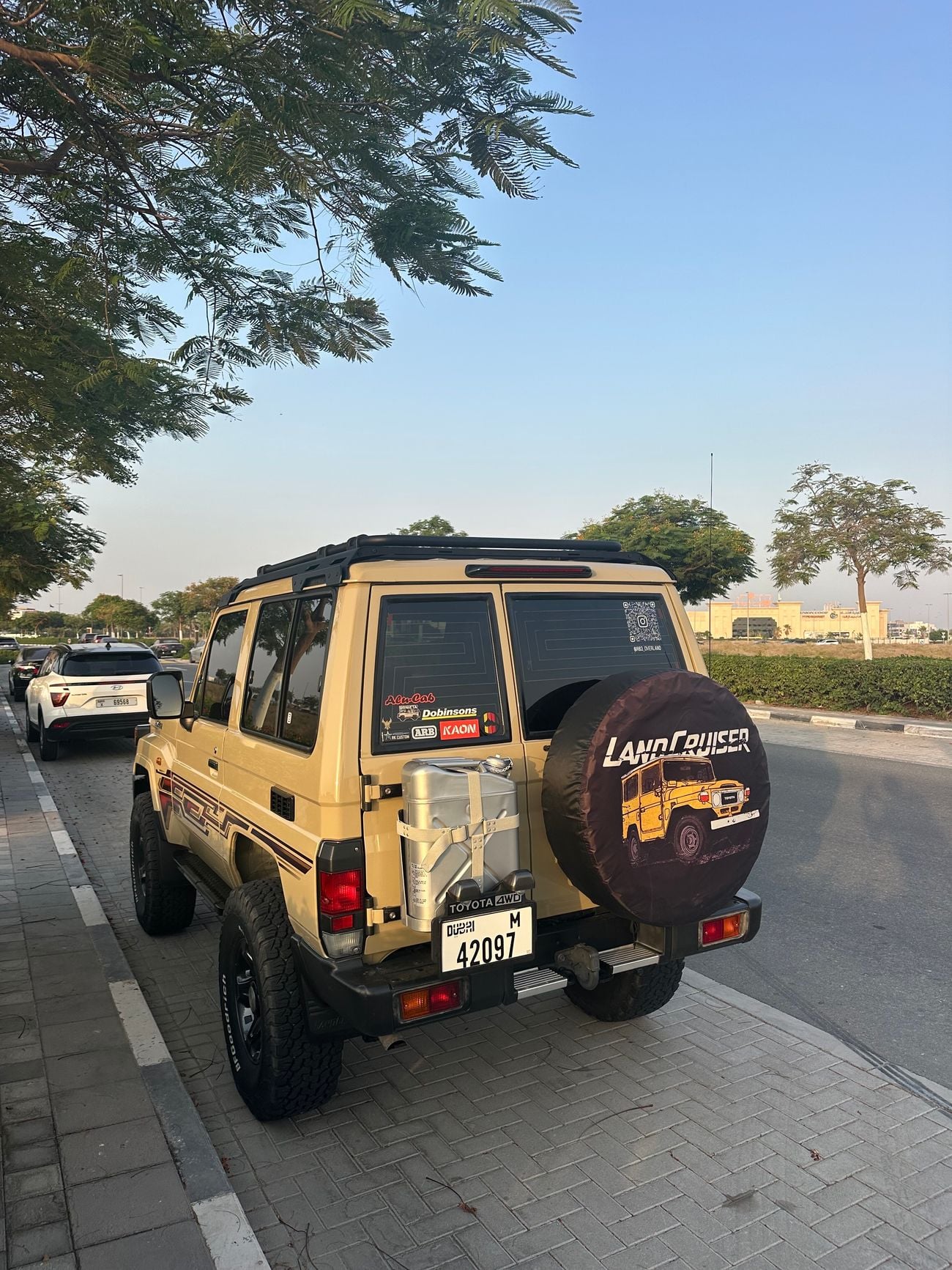 Toyota Land Cruiser 70 lc71