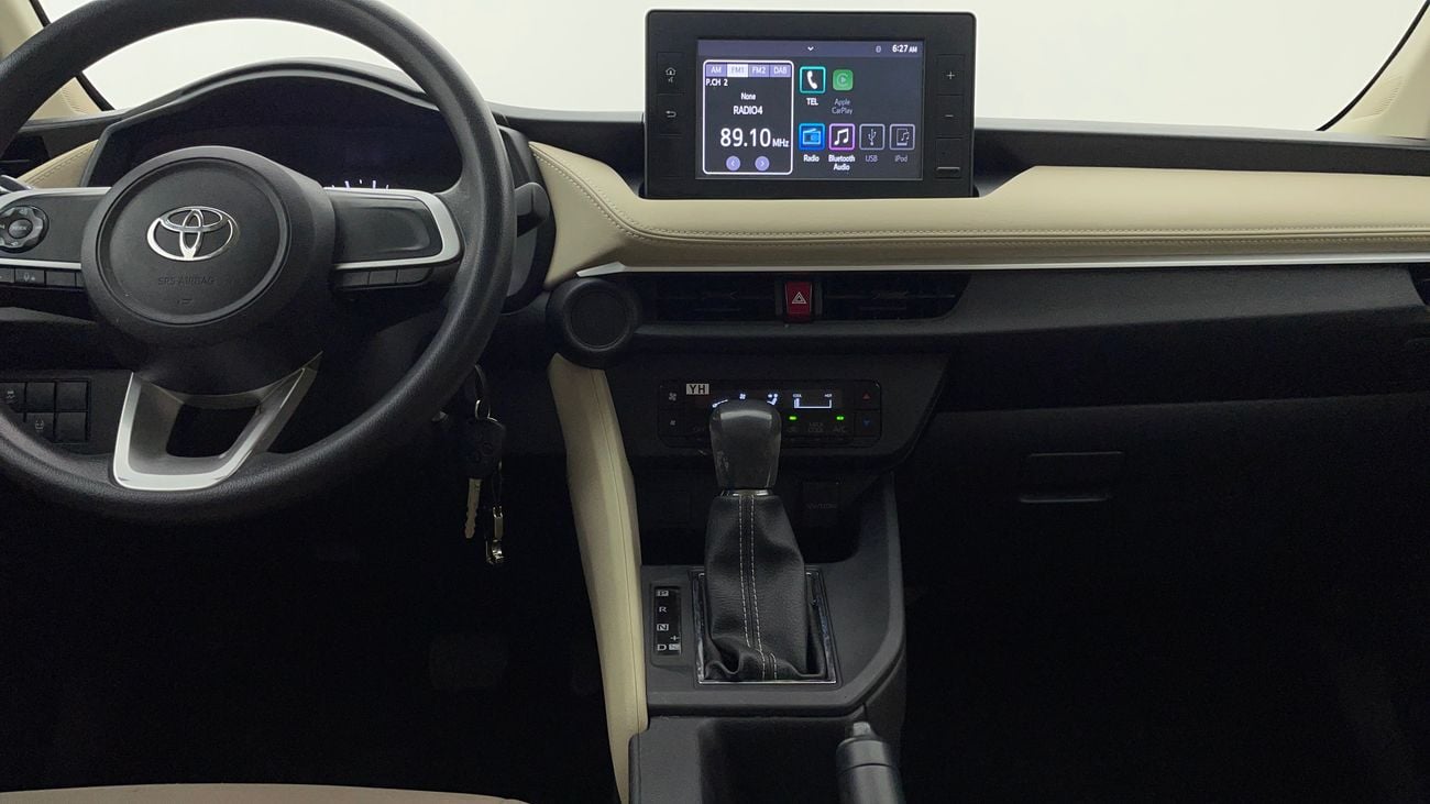 تويوتا يارس E 1.5 | بدون دفعة مقدمة | اختبار القيادة في المنزل