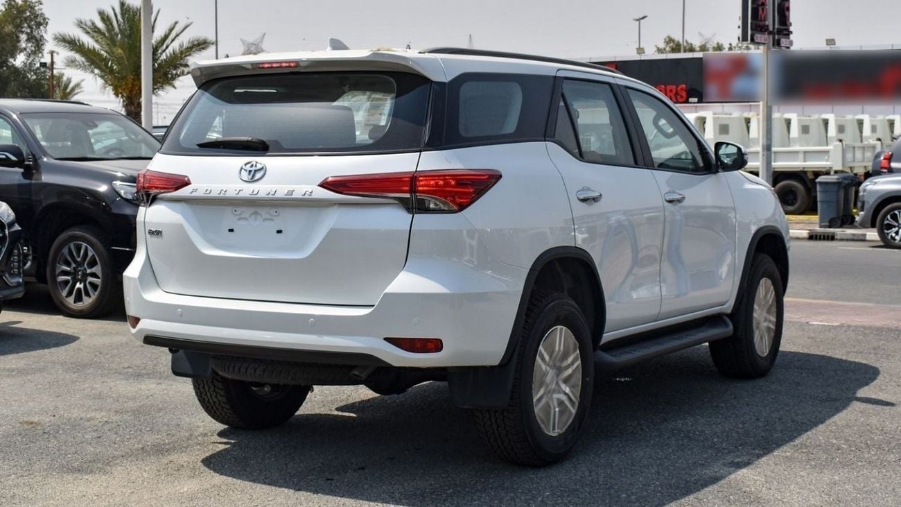 Toyota Fortuner 2.7l - LED - fog lamp - parking sensors - Central lock - Power Window - DVD - Rear Camera