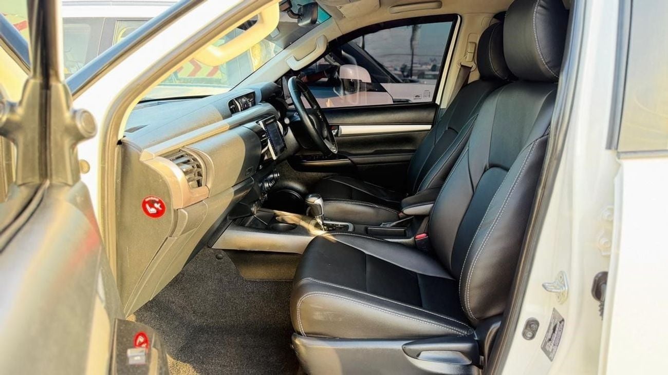 Toyota Hilux 2018 | DOUBLE CABIN | RHD | 2.8L DIESEL ENGINE | AUTOMATIC TRANSMISSION | RHINO ROOF RACK | NUDGE BA