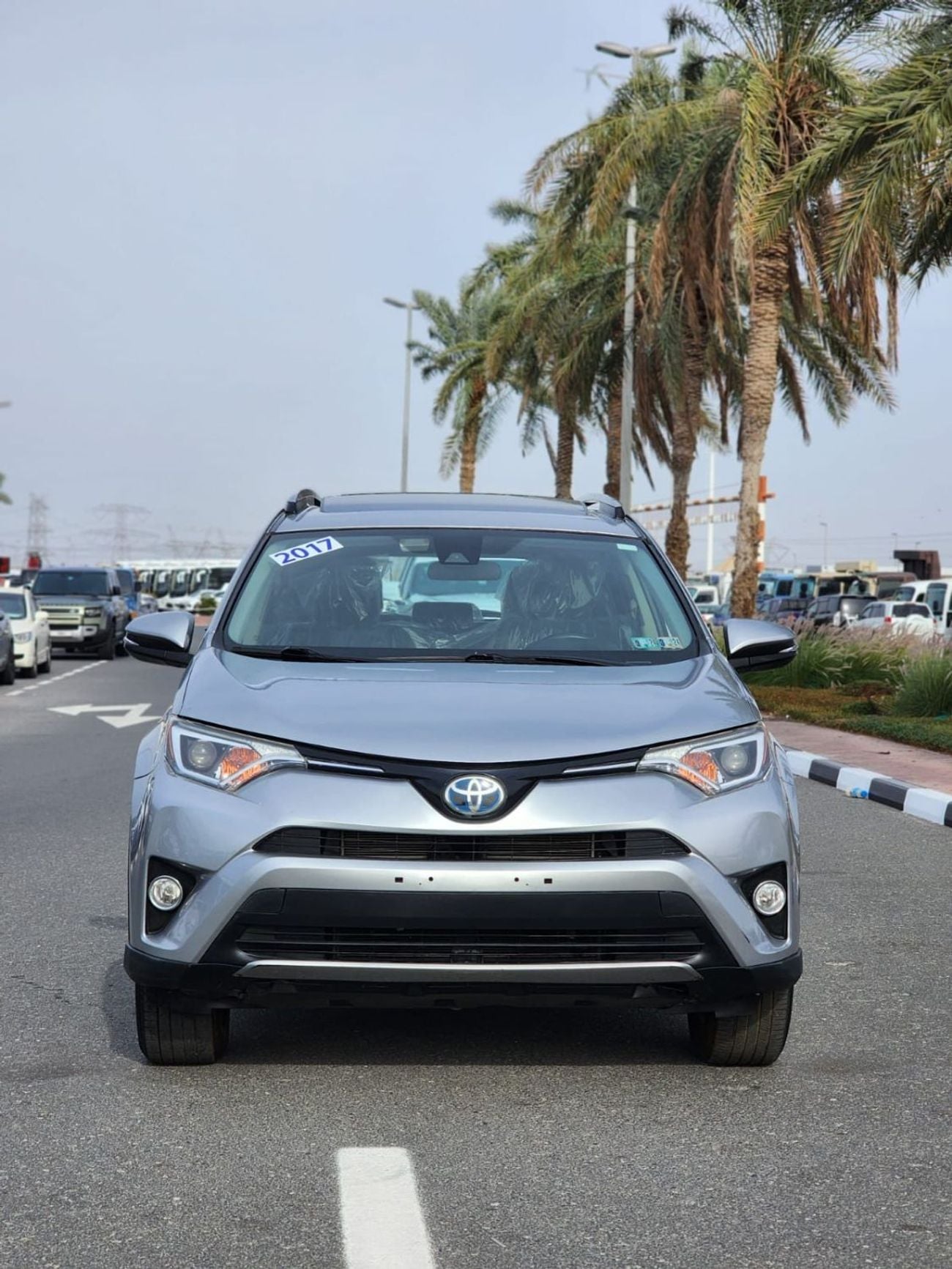 تويوتا راف ٤ TOYOTA RAV4 XLE HYBRID 2017 FULL OPTION