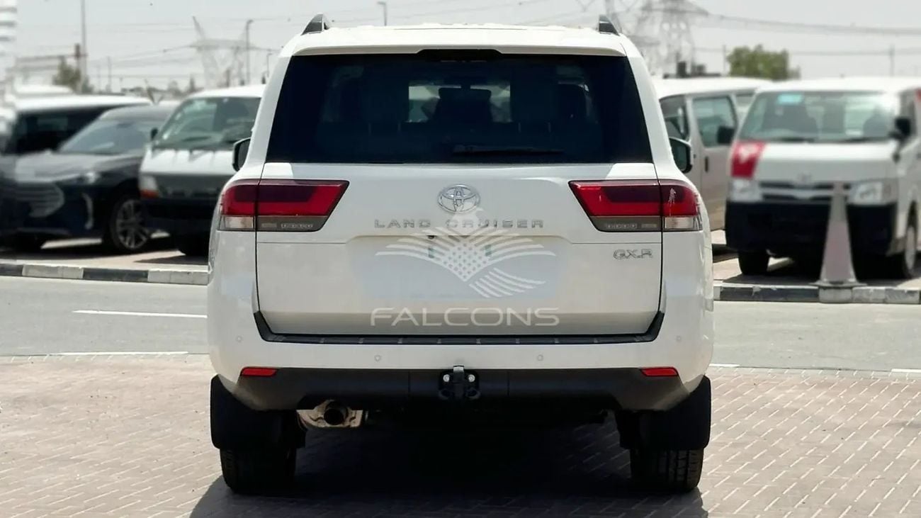 تويوتا لاند كروزر Toyota LC300 4.0L GXR
