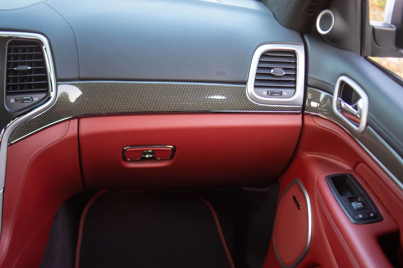 جيب جراند شيروكي Trackhawk 6.2L