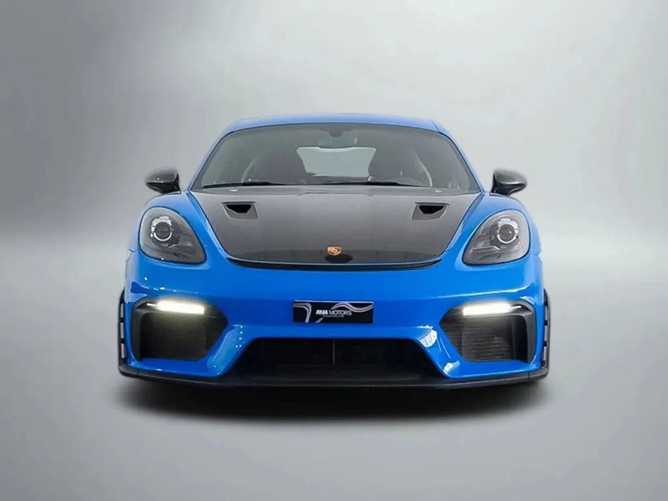 بورش كايمان 718 GT4 RS Weissach Pack
