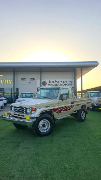 Toyota Land Cruiser 70 LC79 LX - GCC Specs - Reliable Workhorse
