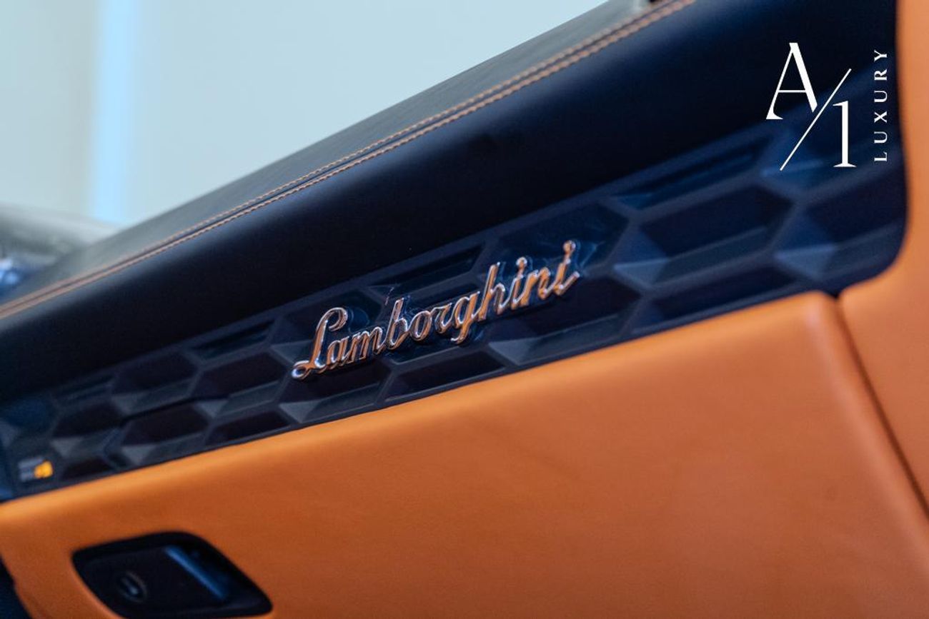 Lamborghini Huracan 2019 Lamborghini Huracan, Warranty, Excellent Condition, 602HP