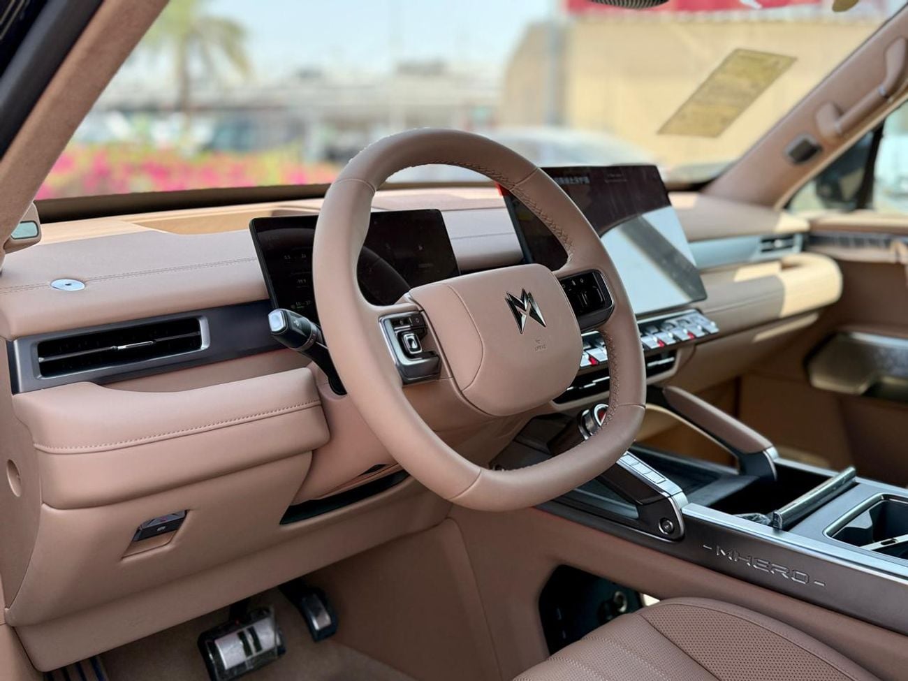 دونج فينج إم هيرو إم 817