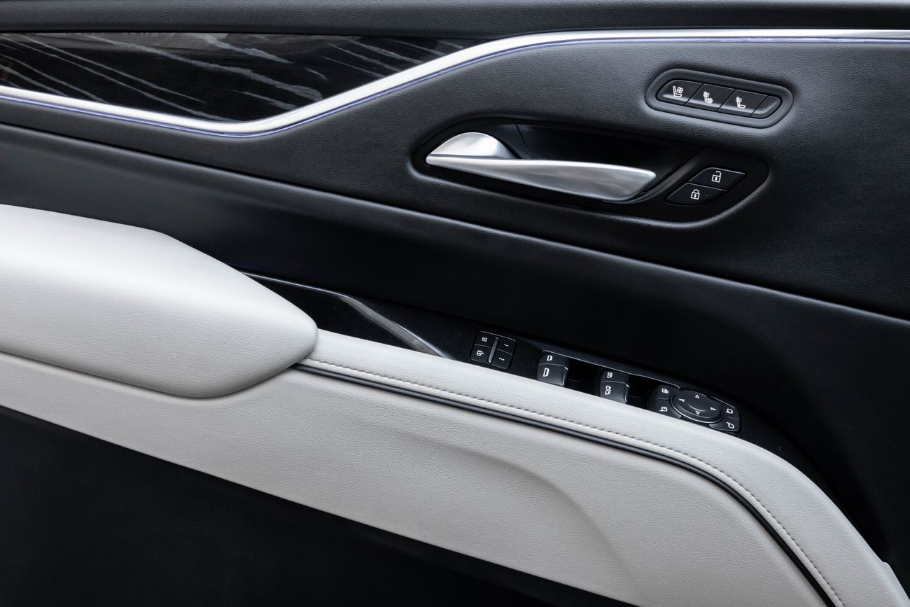 Cadillac Escalade Escalade Premium Luxury | 6,071 P.M | 0% Downpayment | Agency Warranty!