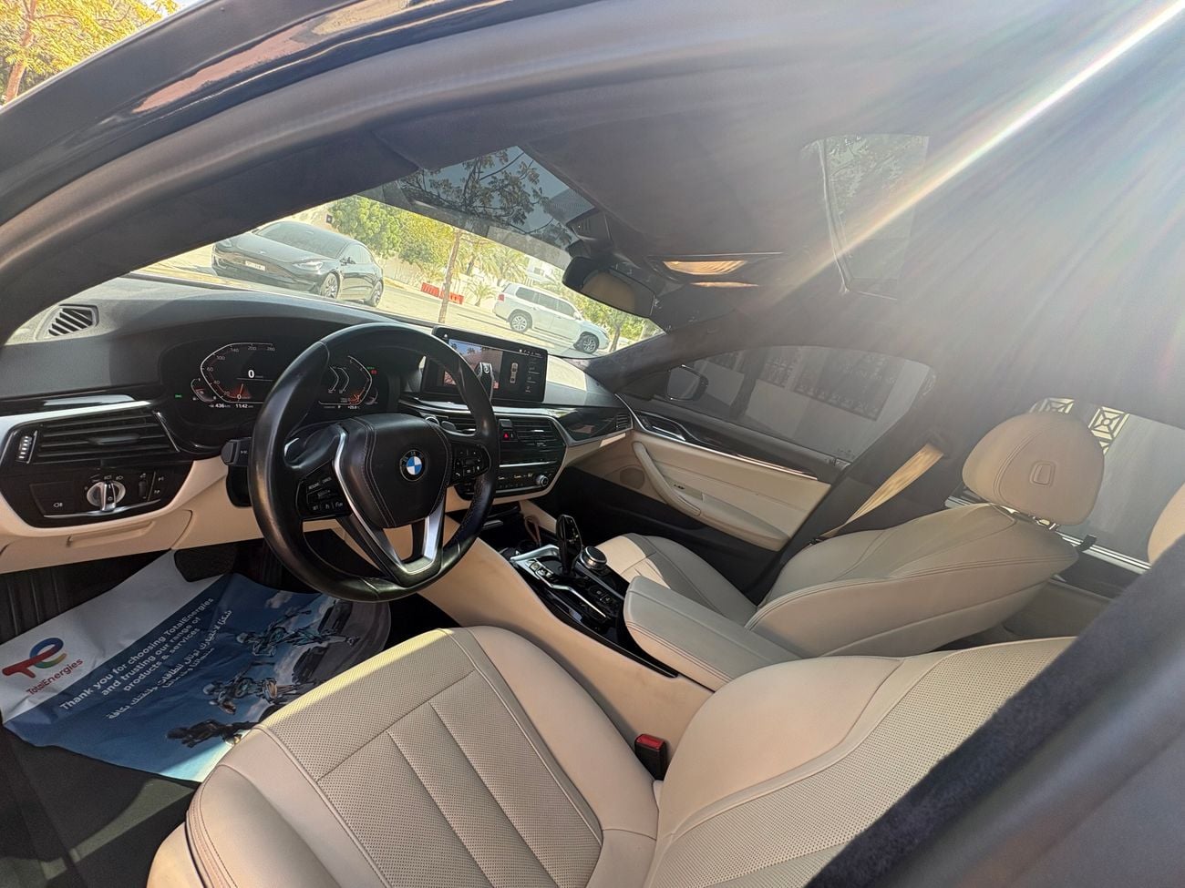 بي أم دبليو 520i