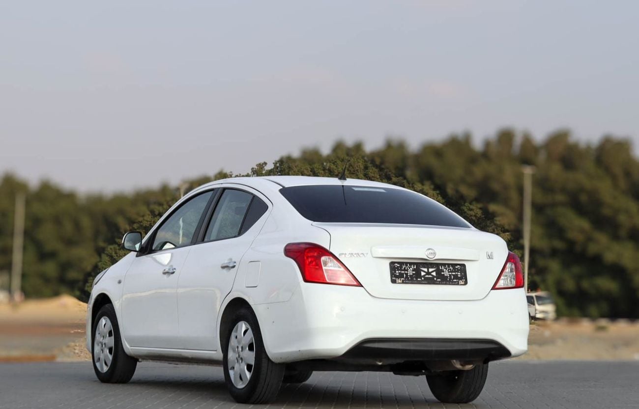 Nissan Sunny SV