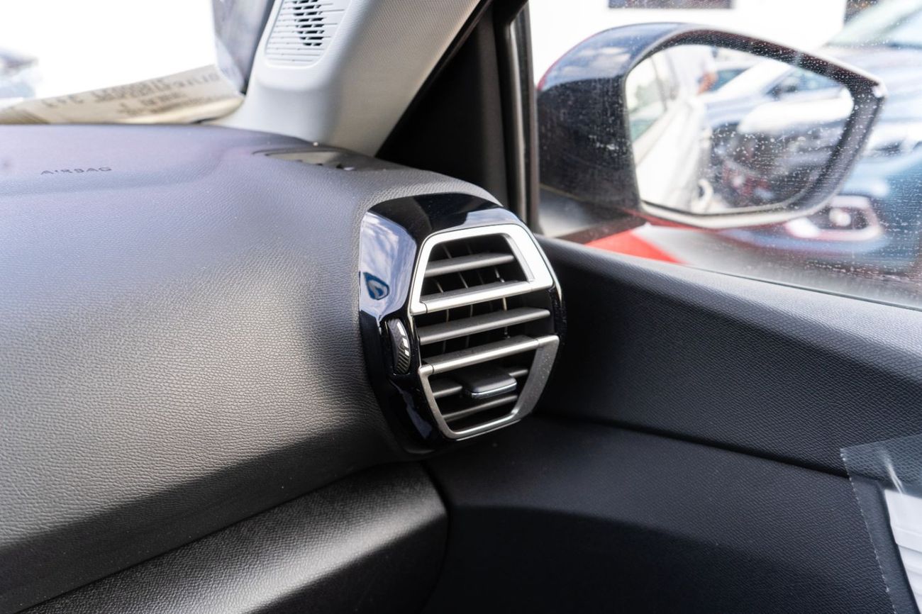 سيتروين C4 2025 Citroen C4 1.2L Turbo Petrol