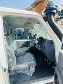 Toyota Land Cruiser Pick Up RIGHT HAND DRIVE ONLY FOR EXPORT 4.5 L 8 CYLIENDER