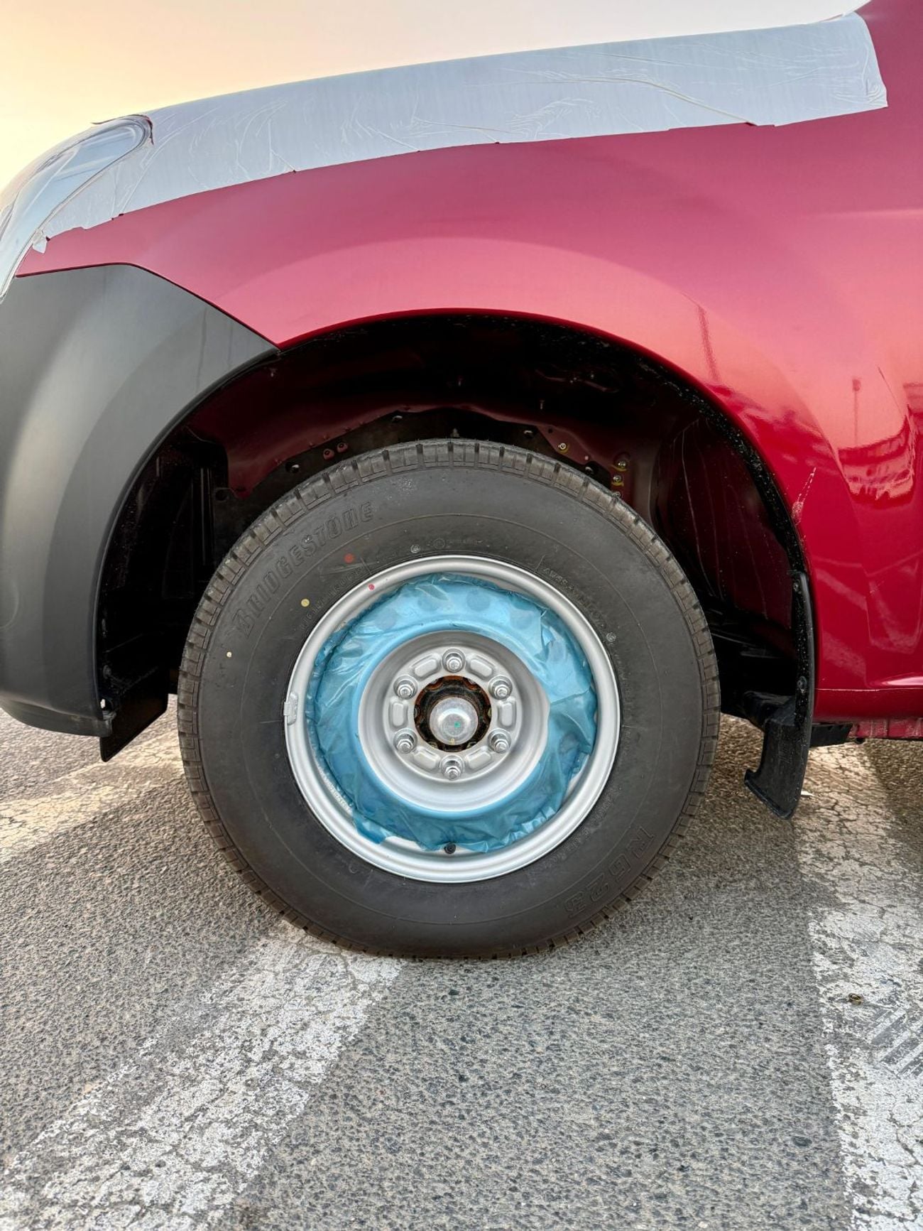 Isuzu DMax ISUZZ -D-MAX - SiNGLE CAB - 4x2 - 2.5L - DiESEL - RED