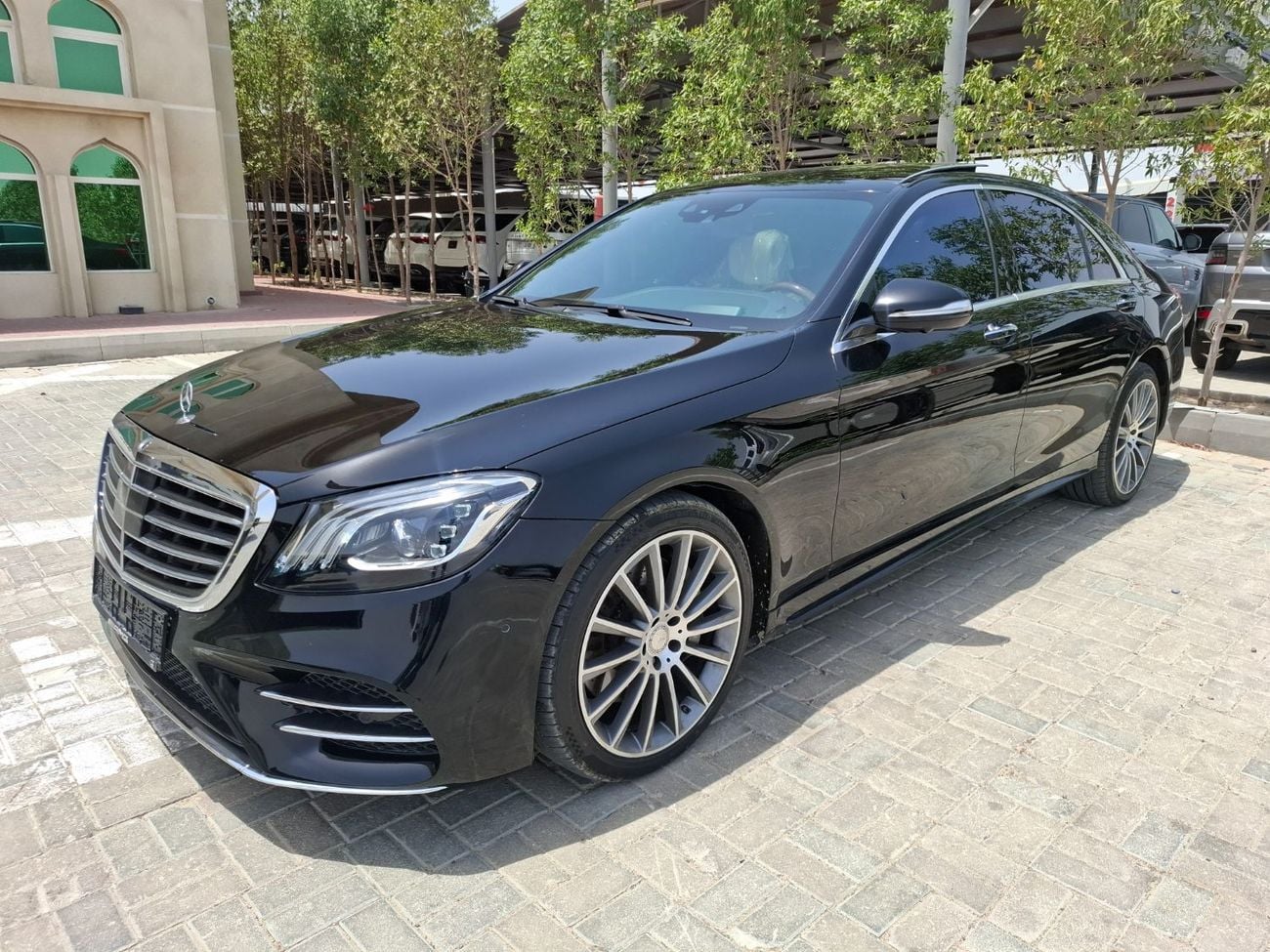 Mercedes Benz S550 STD Mercedes-Benz S550 L 2015 full option