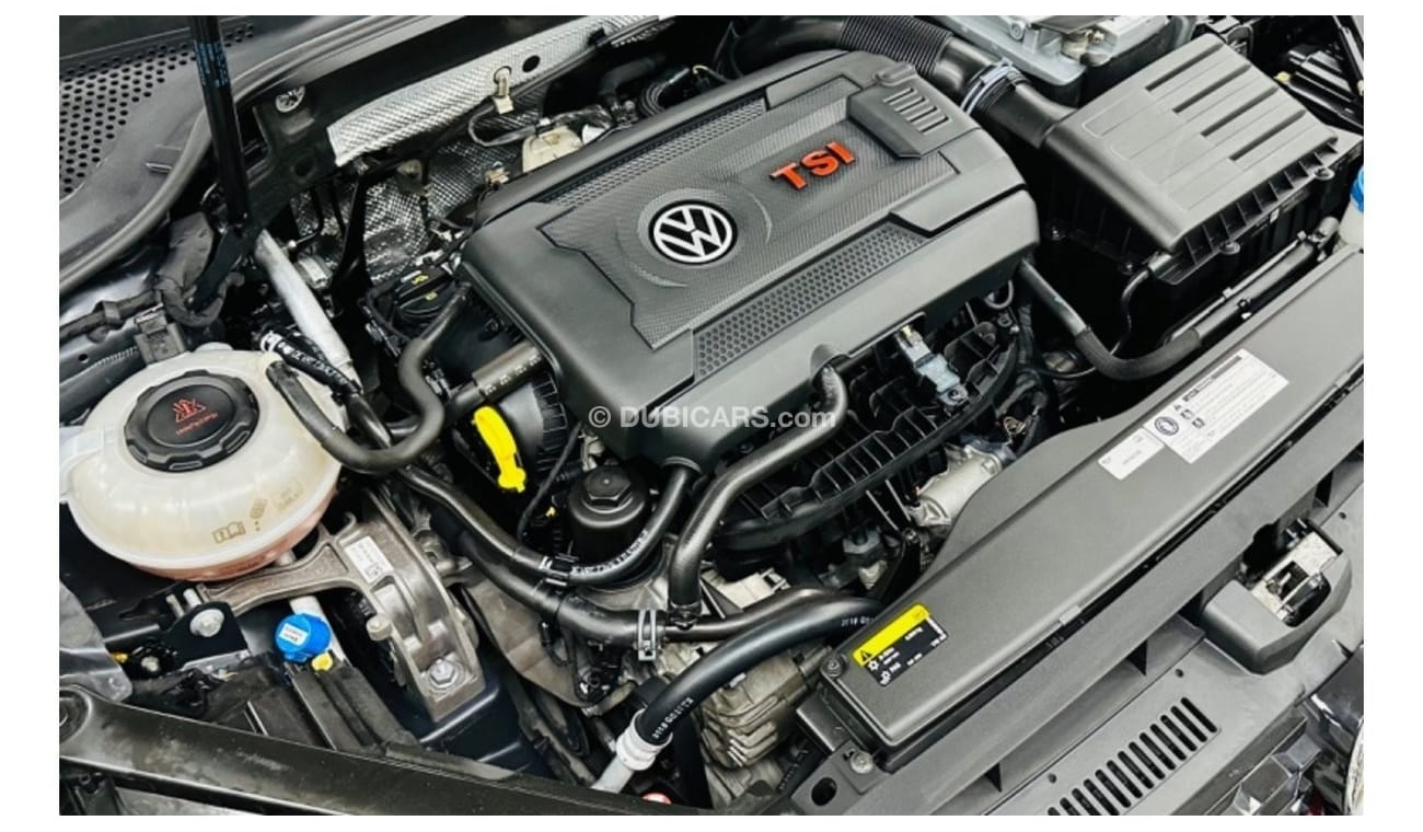 Volkswagen Golf GTI P1 GCC .. Original Paint .. Perfect Condition .. Club .. Panoramic Roof ..