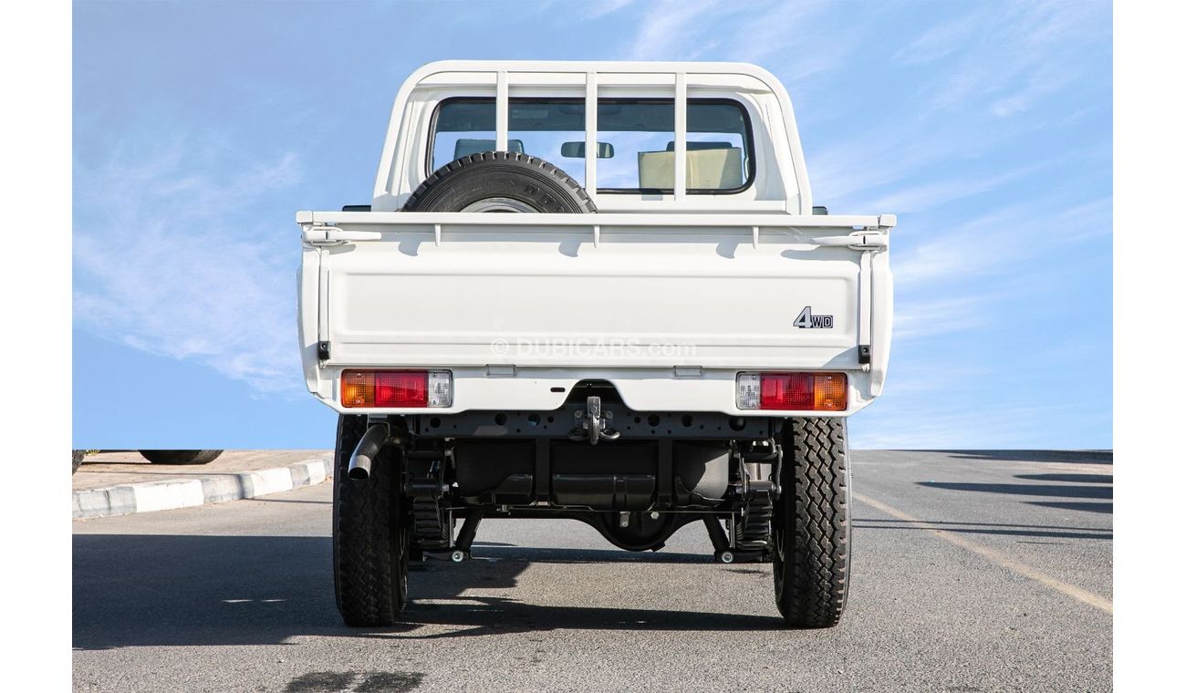 Toyota Land Cruiser Pick Up LAND CRUISER HZJ79 4.2L SC BASIC MANUAL TRANSMISSION*EXPORT ONLY*