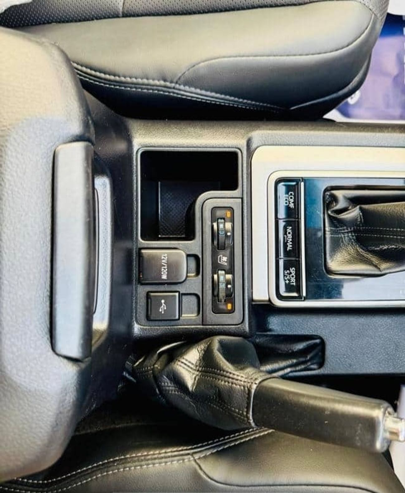 تويوتا برادو Kakadu 2018 Model Diesel Engine Full Option Top Of The Range