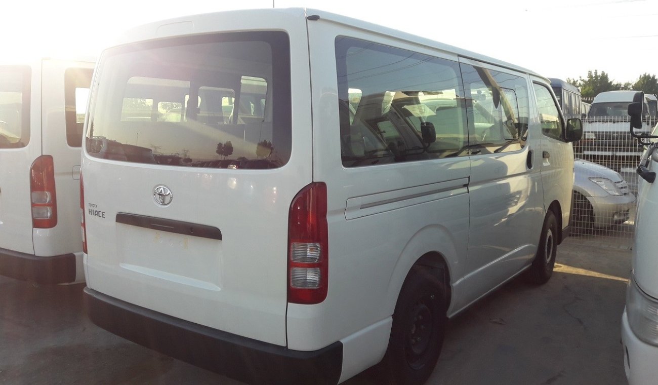 Toyota Hiace DIESEL MANUEL 3.0L 15 SEATERS DUEL A/C 2018