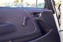 Toyota Hiace DLS - STD ROOF