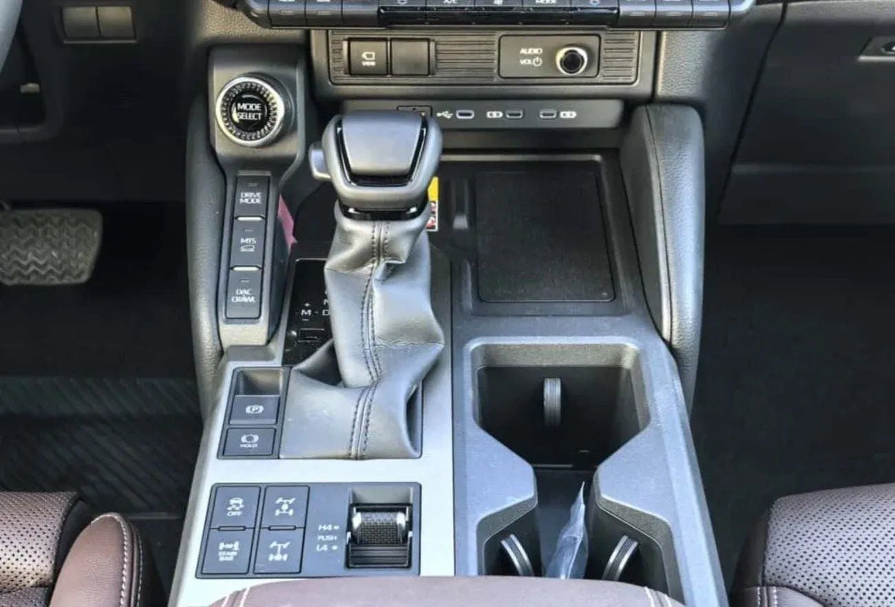 تويوتا برادو TOYOTA PRADO TURBO| 2.4L V4  PETROL | POWER WITH LEATHER SEATS | SUNROOF | FULL OPTION | MY2025