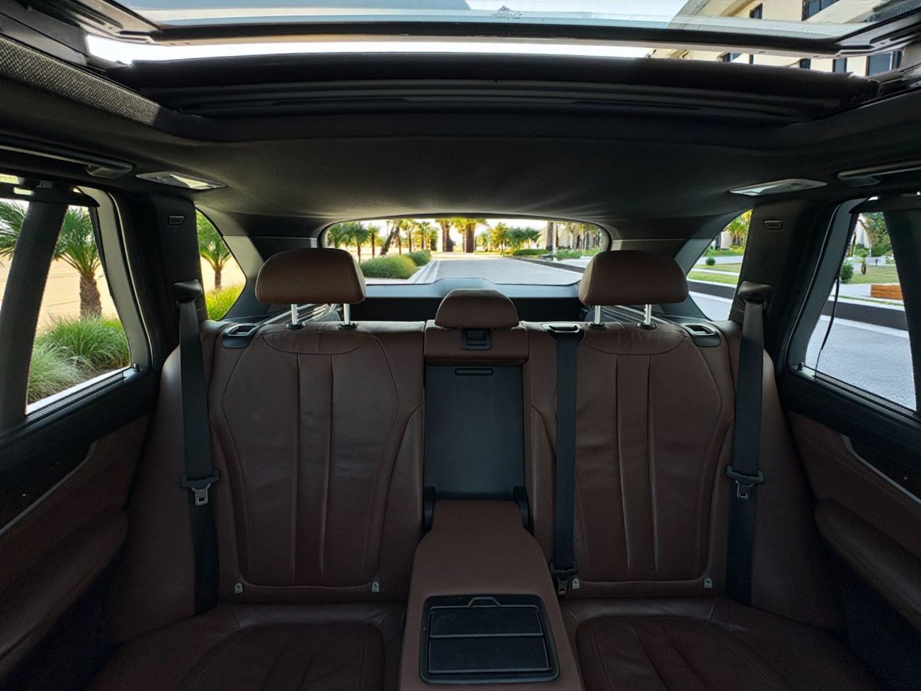 BMW X5 50i Exclusive 4.4L (5 Seater) | 2015 | GCC SPECS | Full Option