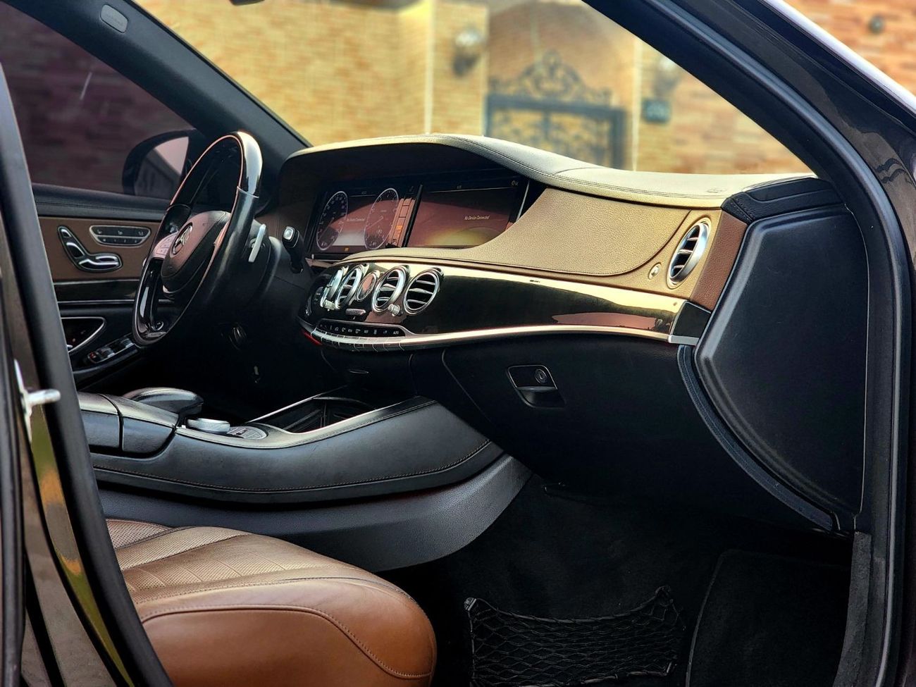 مرسيدس بنز S 550