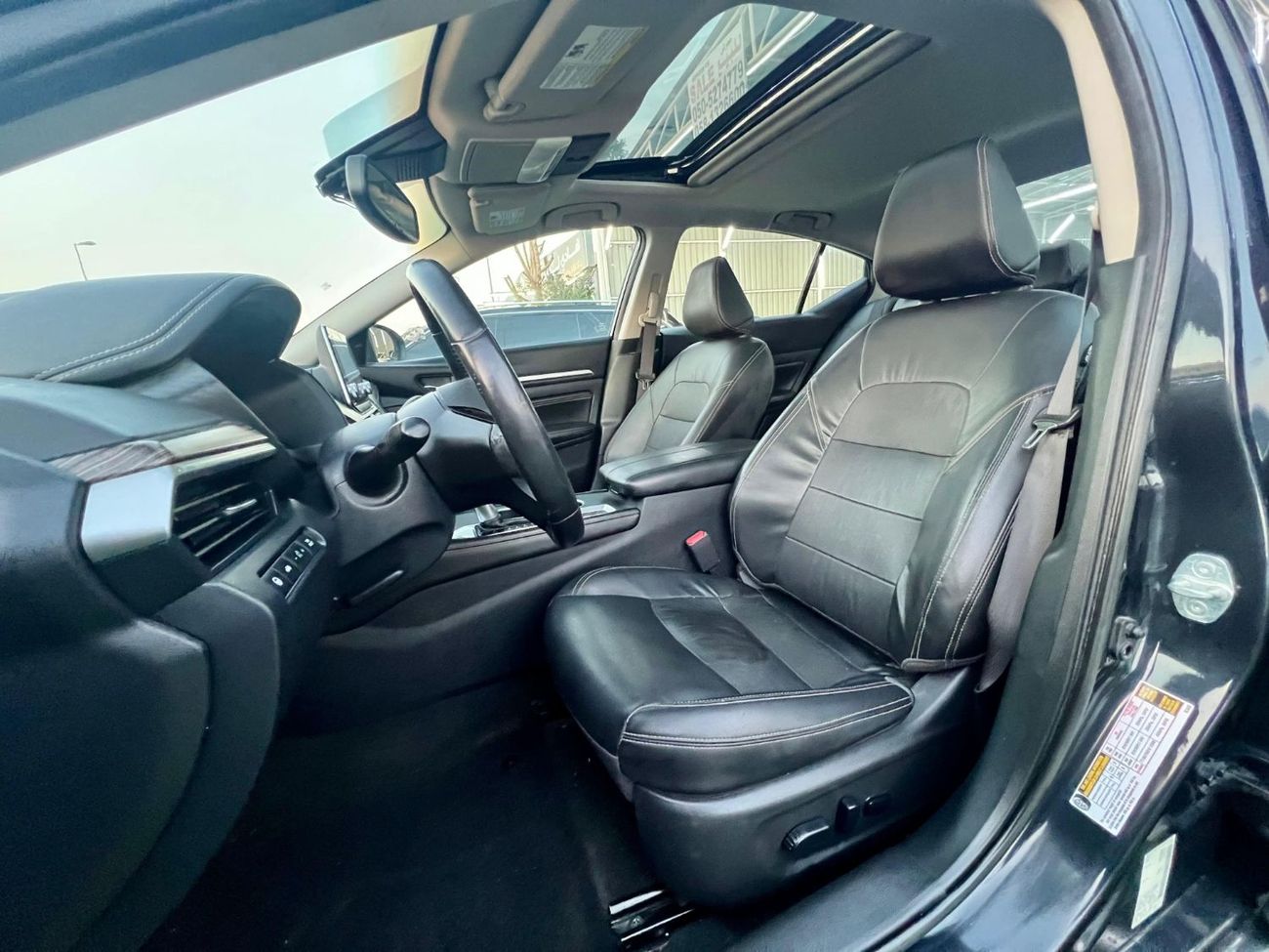 Nissan Altima SL 2.5L full option auto drive warranty one year