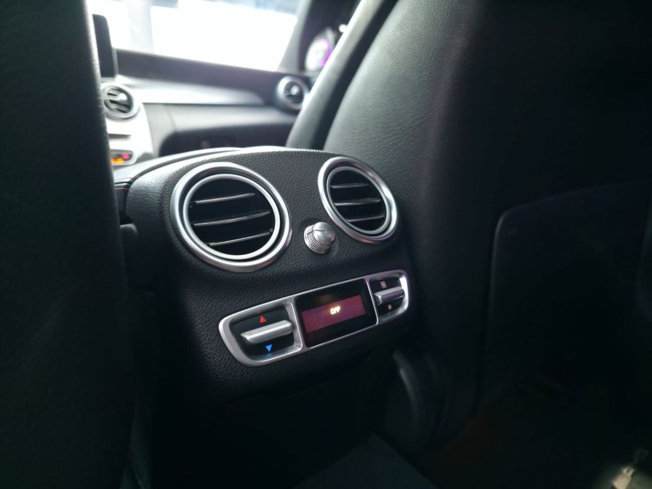 Mercedes-Benz C 63S AMG Std 4.0L (5 Seater)