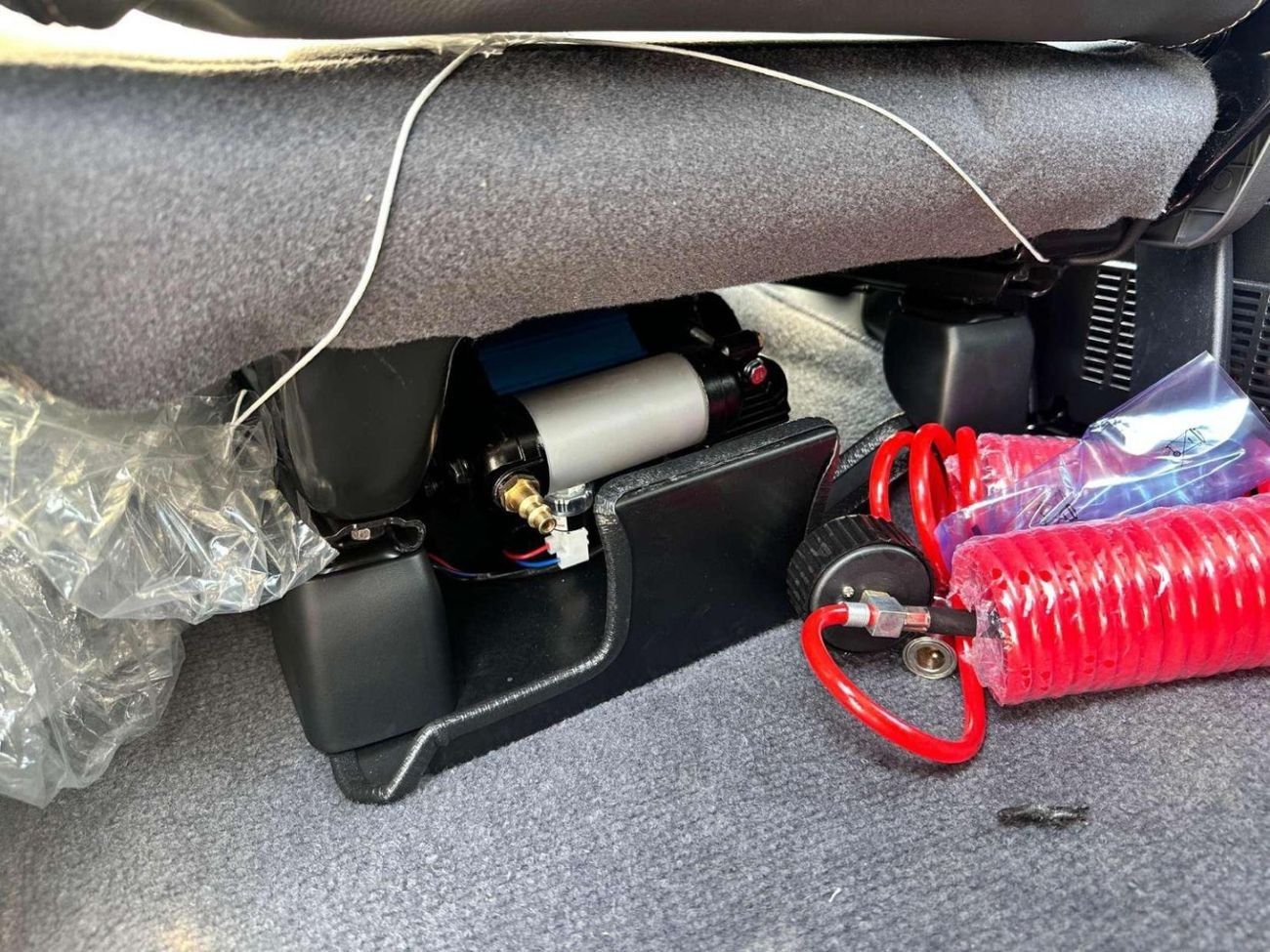 Toyota Land Cruiser 70 TOYOTA LAND CRUISER 76 4.0L 5DOOR 4WD SUV 2025