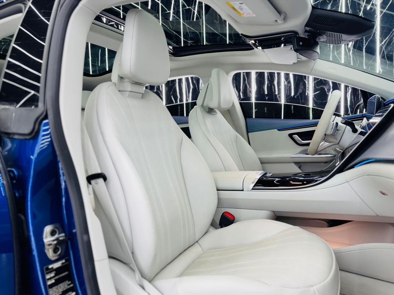 Mercedes Benz EQE 350+ STD Mercedes EQE 350+ | Edition one | GCC | Low Mileage | Gargash Warranty & Service 2027