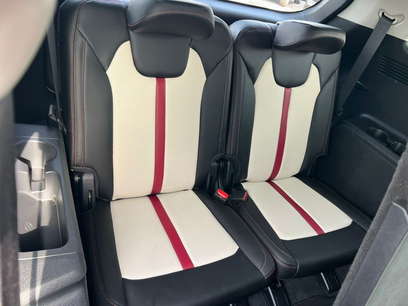 Kia Sorento 2022 KIA SORENTO - 2.5L V4 - REAR CAM - LEATHER SEATS - 7 SEATER - 4X4 - 4 Wheel Drive