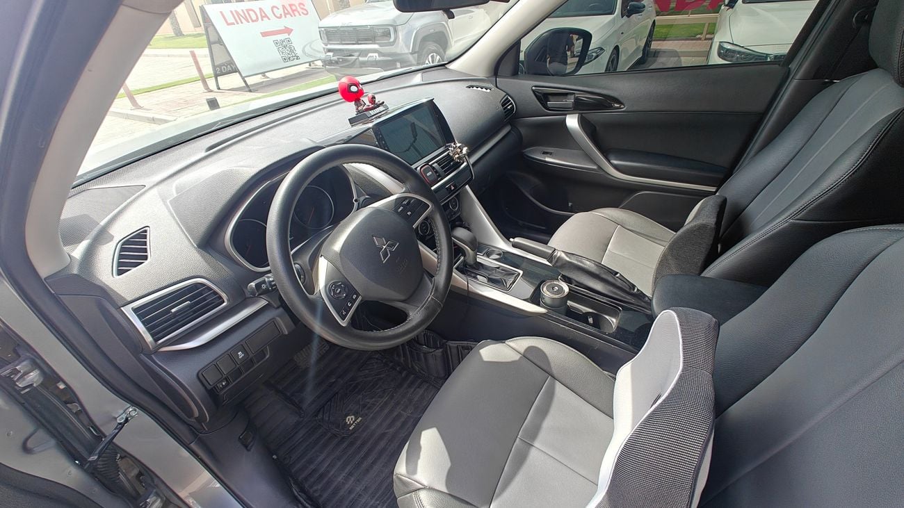 ميتسوبيشي إكلبس كروس GLS Mid 1.5L