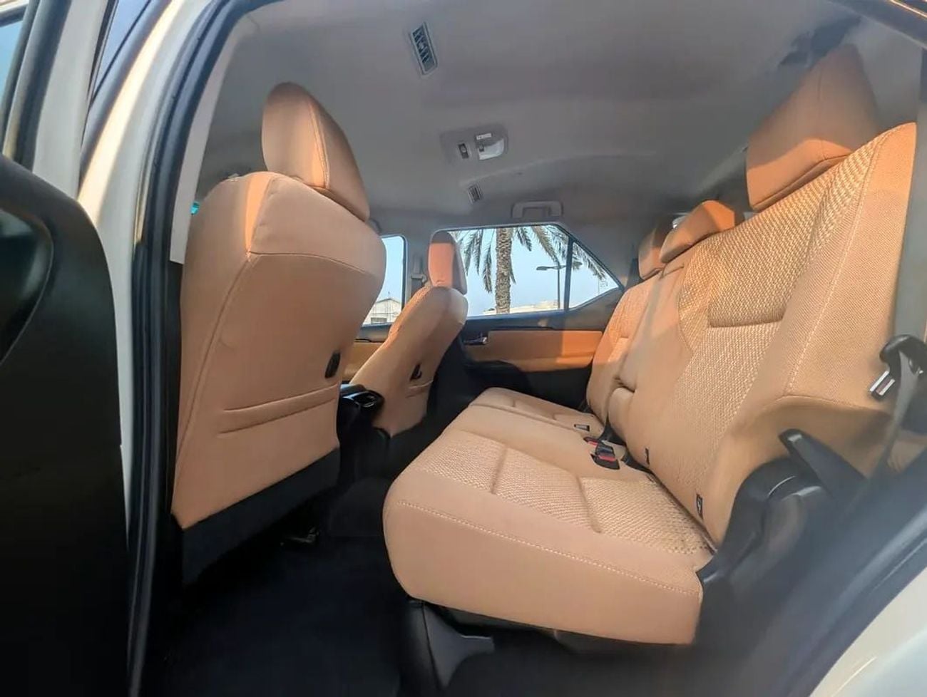 Toyota Fortuner EXR 4x4 V4 2.7L GCC Specs Interior and Exterior Excellent Condition